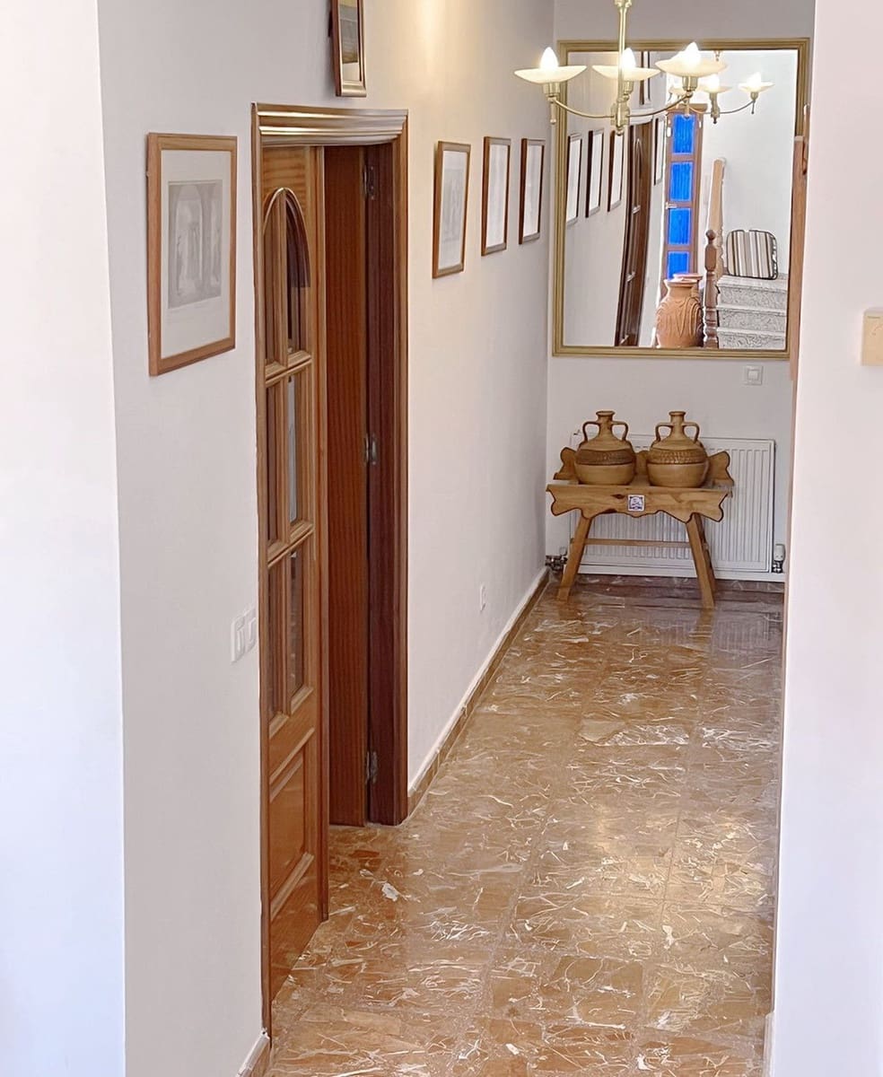 5 makuuhuone Huvila myytävänä paikassa Mijas mukana uima-altaan 
autotalli - 705 000 € (Ref: 9374789)