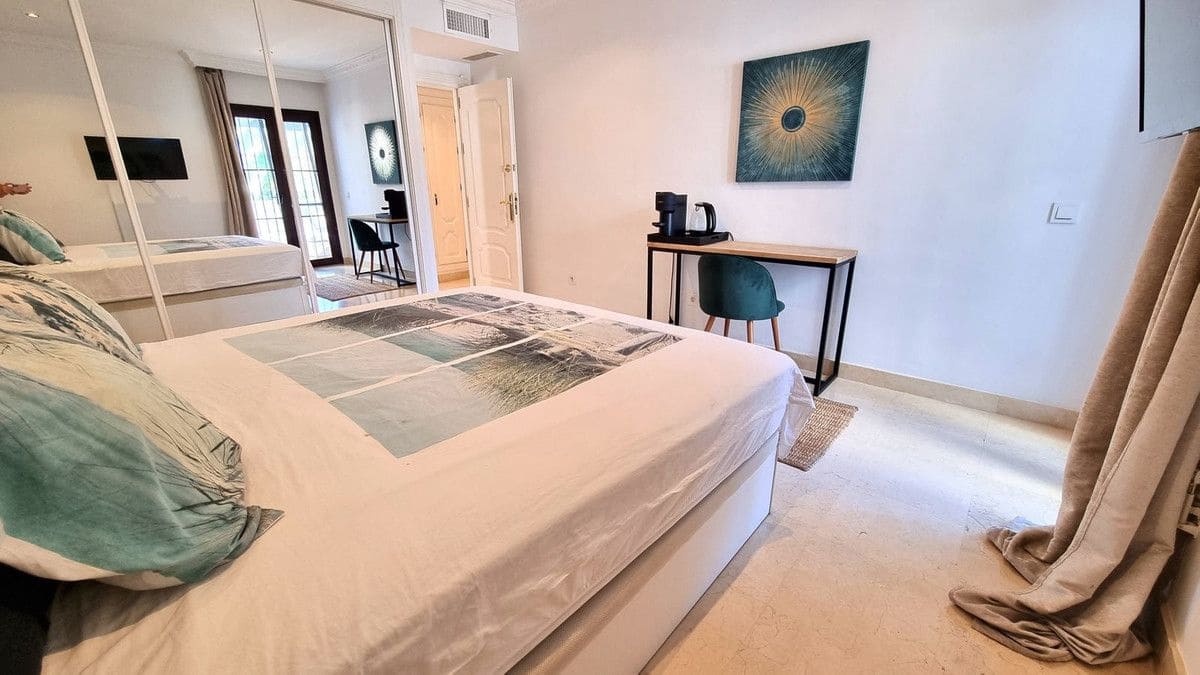 7 makuuhuone Huvila myytävänä paikassa Marbella mukana uima-altaan 
autotalli - 2 900 000 € (Ref: 9374790)