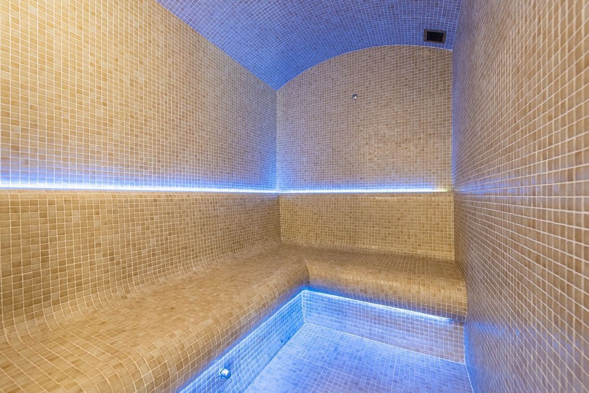 2 soveværelse Penthouse til salg i Fuengirola med swimmingpool garage - € 970.000 (Ref: 9374796)