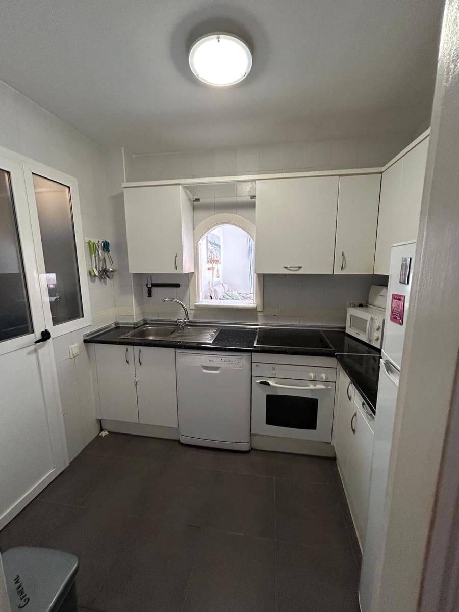 3 sypialnia Apartament na sprzedaż w Mijas z basenem garażem - 340 000 € (Ref: 9374798)