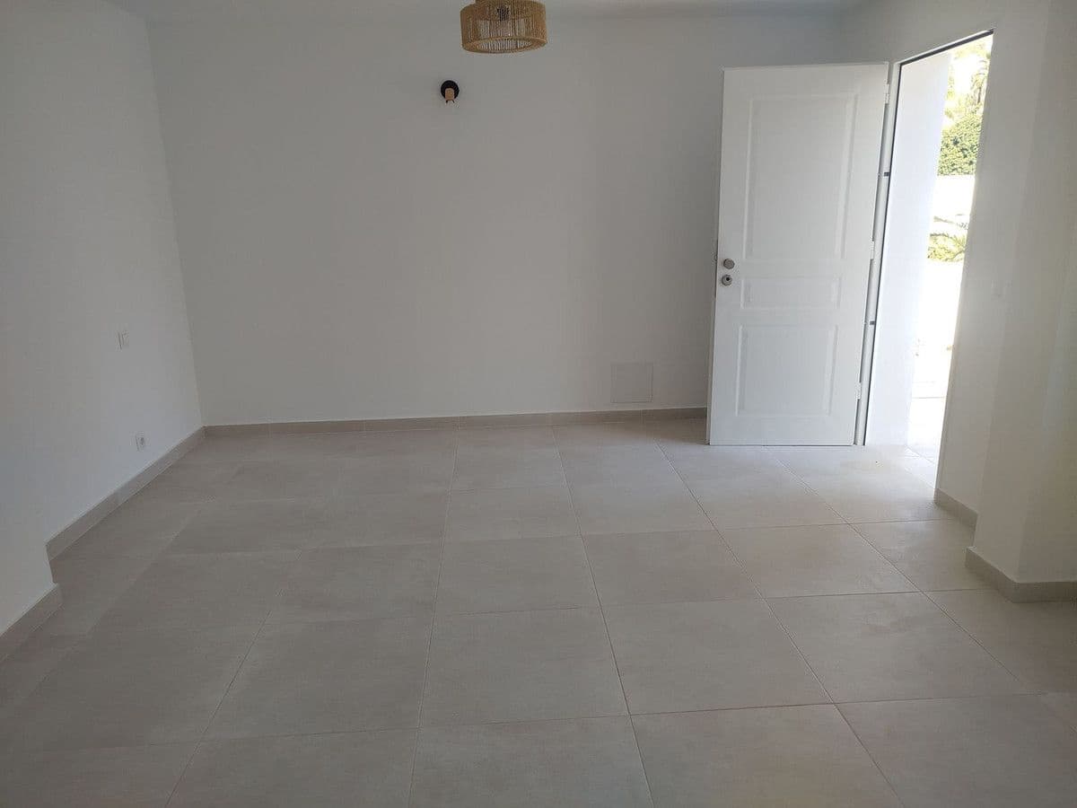 4 sypialnia Willa na sprzedaż w Mijas z basenem garażem - 899 000 € (Ref: 9374799)