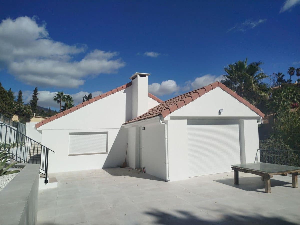 4 sypialnia Willa na sprzedaż w Mijas z basenem garażem - 899 000 € (Ref: 9374799)