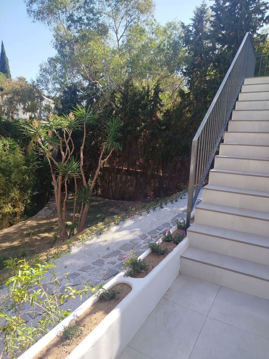 4 sypialnia Willa na sprzedaż w Mijas z basenem garażem - 899 000 € (Ref: 9374799)