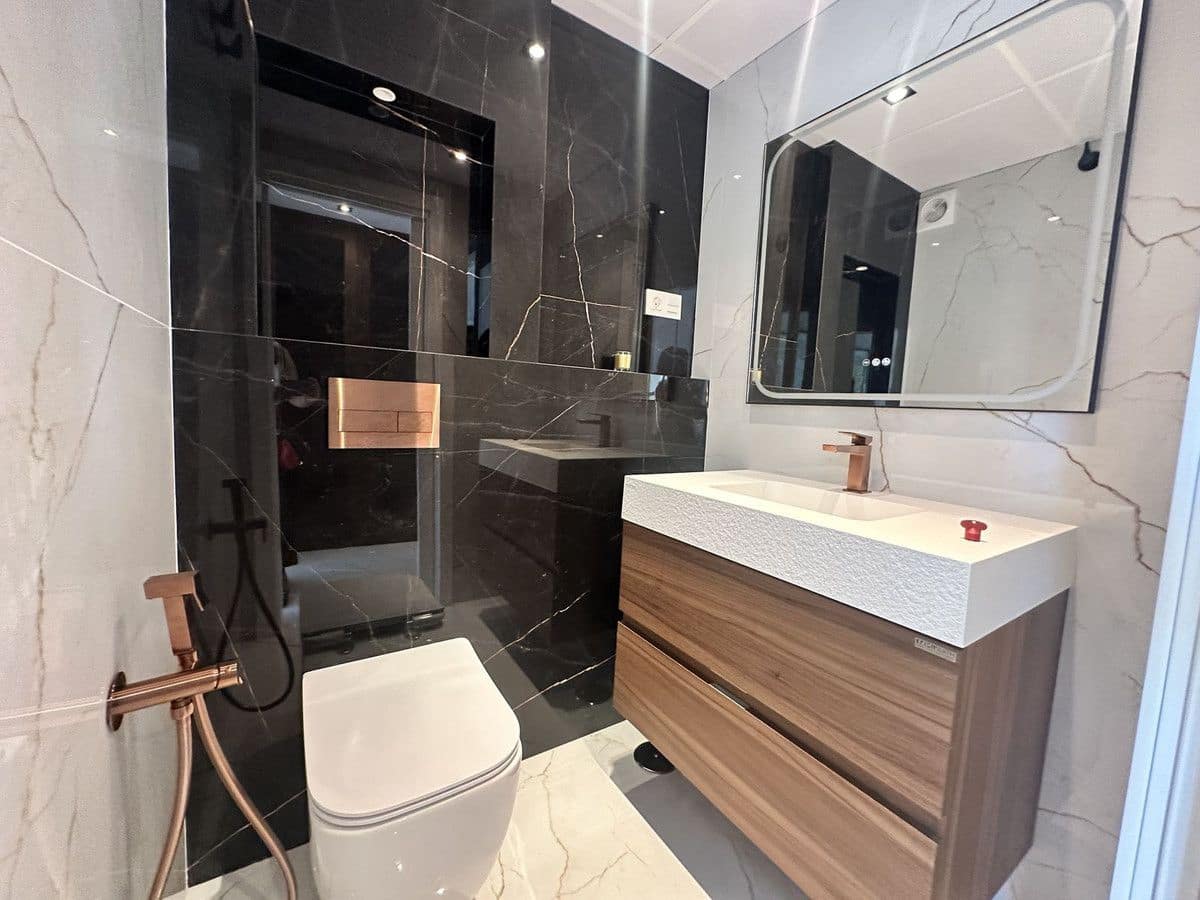 3 soverom Leilighet til salgs i Marbella med svømmebasseng garasje - € 1 299 000 (Ref: 9374800)