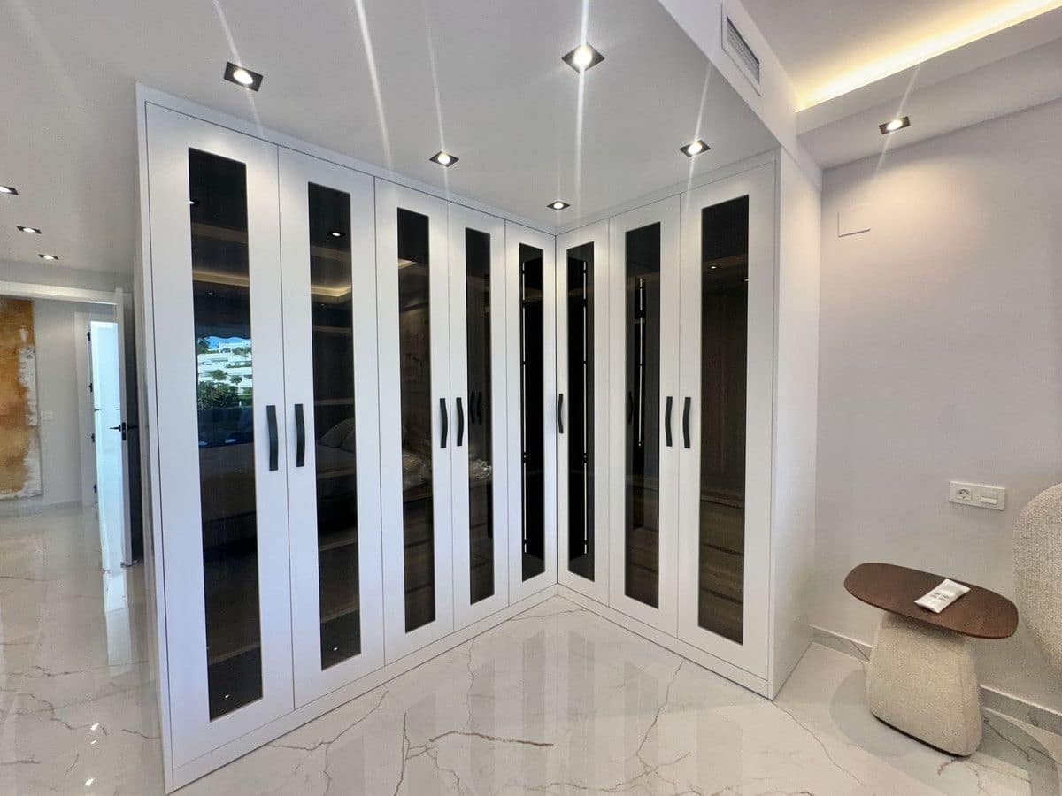 3 soverom Leilighet til salgs i Marbella med svømmebasseng garasje - € 1 299 000 (Ref: 9374800)