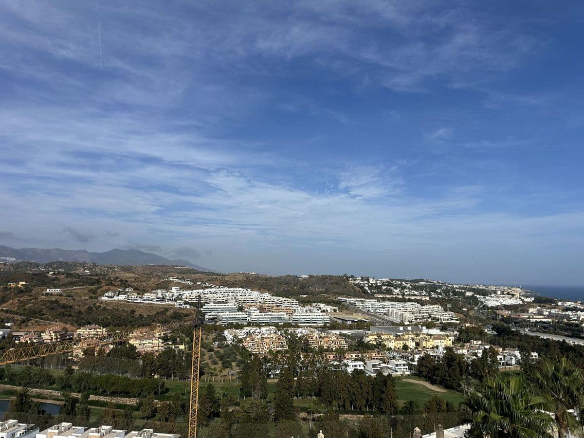 2 soveværelse Byhus til salg i Mijas med swimmingpool - € 425.000 (Ref: 9374801)