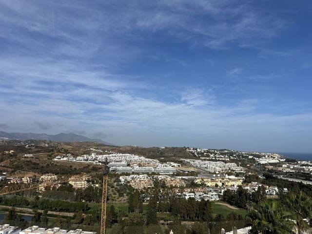 Casa de 2 habitaciones en La Cala de Mijas, Mijas en venta con piscina - 425.000 € (Ref: 9374801)