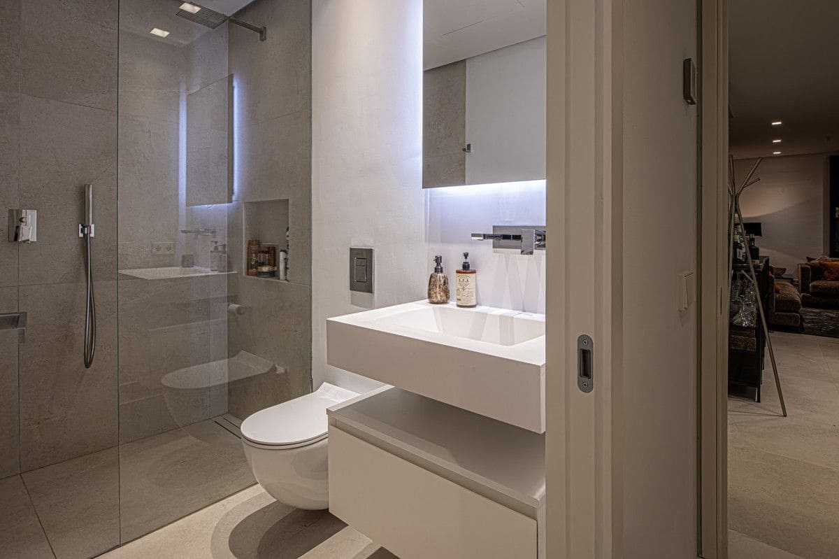 Chalet de 5 habitaciones en Marbella en venta con piscina garaje - 5.450.000 € (Ref: 9374802)