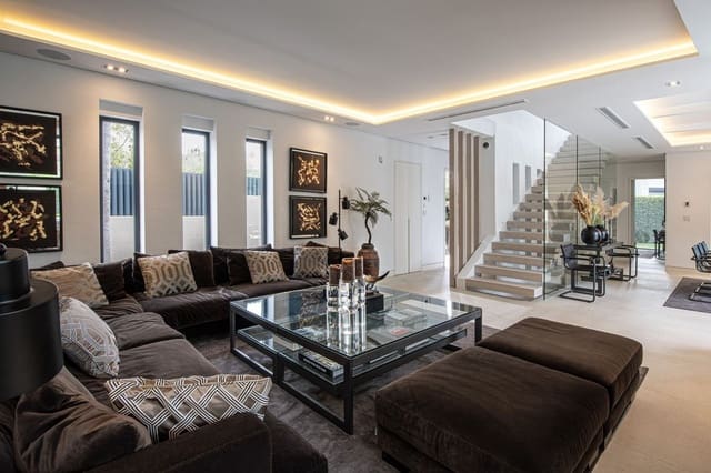 5 soveværelse Villa til salg i La Carolina - Guadalpín, Marbella med swimmingpool garage - € 5.450.000 (Ref: 9374802)