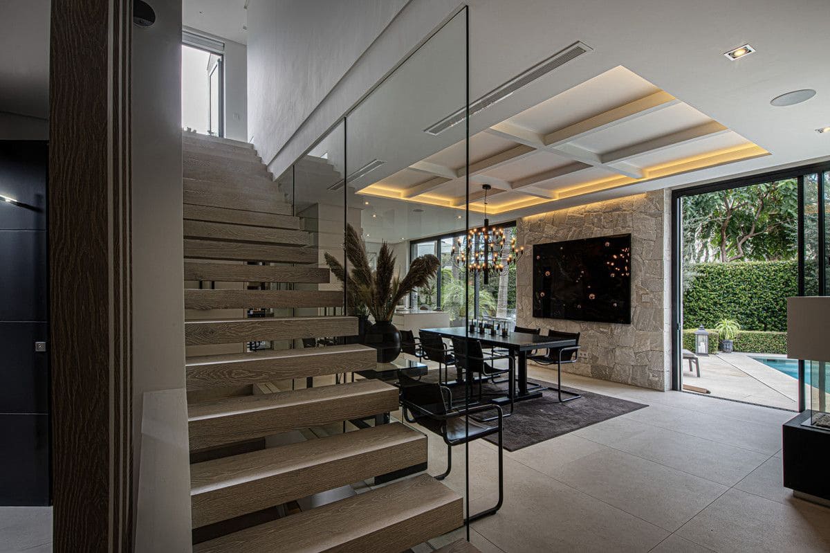 Chalet de 5 habitaciones en Marbella en venta con piscina garaje - 5.450.000 € (Ref: 9374802)