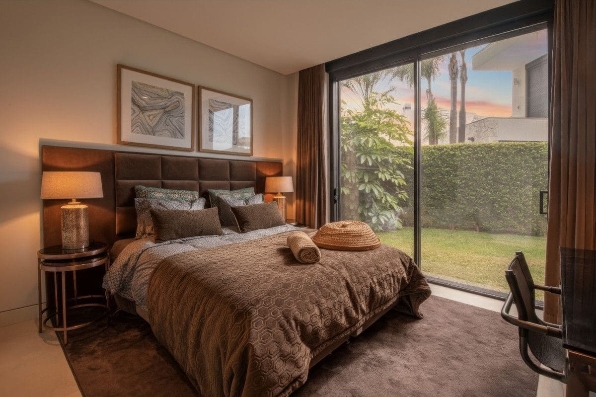 Chalet de 5 habitaciones en Marbella en venta con piscina garaje - 5.450.000 € (Ref: 9374802)