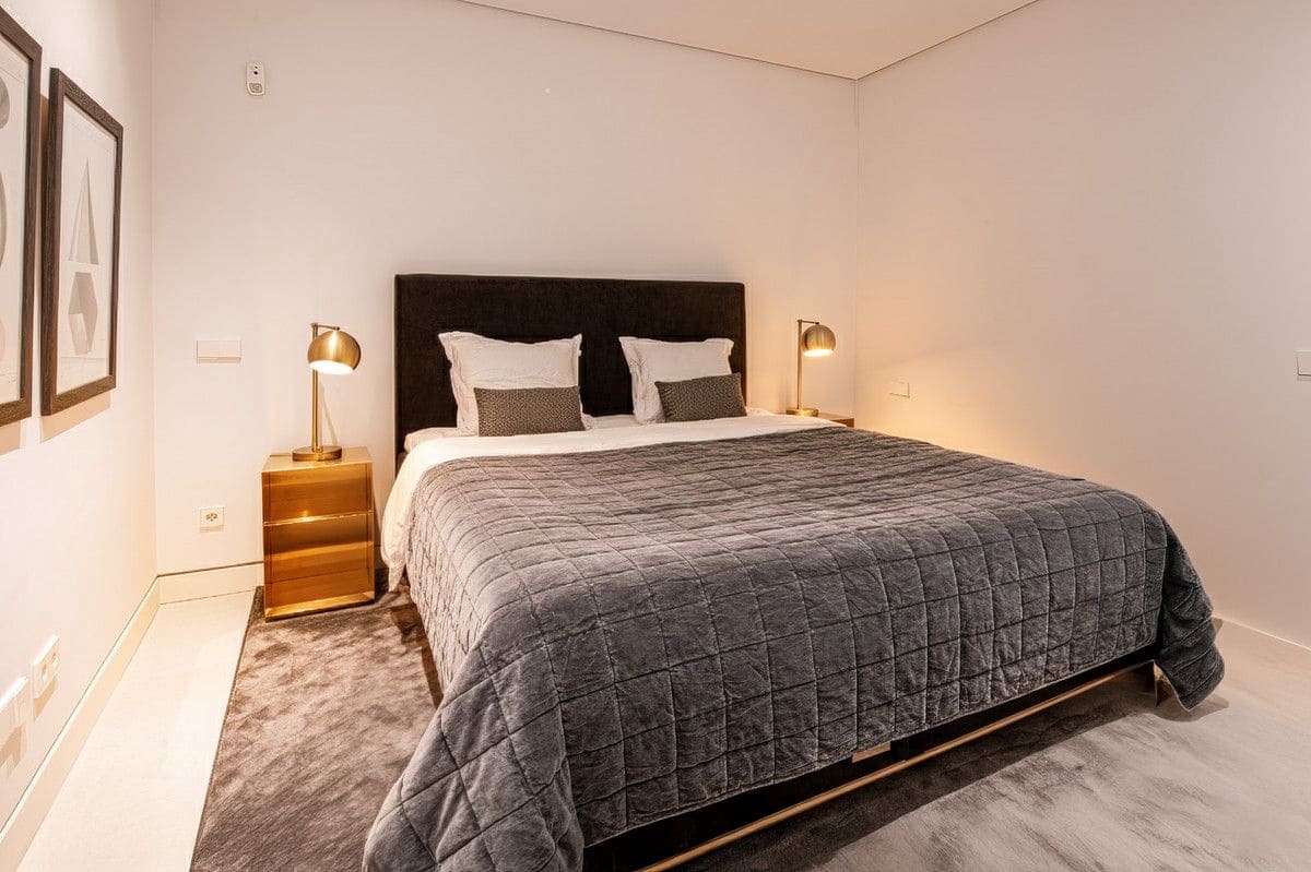 Chalet de 5 habitaciones en Marbella en venta con piscina garaje - 5.450.000 € (Ref: 9374802)