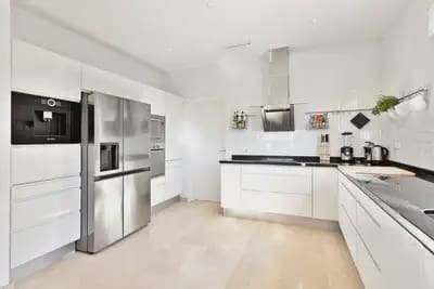 4 quarto Moradia para venda em Marbella com piscina garagem - 2 450 000 € (Ref: 9374803)