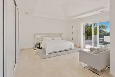 4 quarto Moradia para venda em Marbella com piscina garagem - 2 450 000 € (Ref: 9374803)