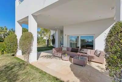 4 quarto Moradia para venda em Marbella com piscina garagem - 2 450 000 € (Ref: 9374803)