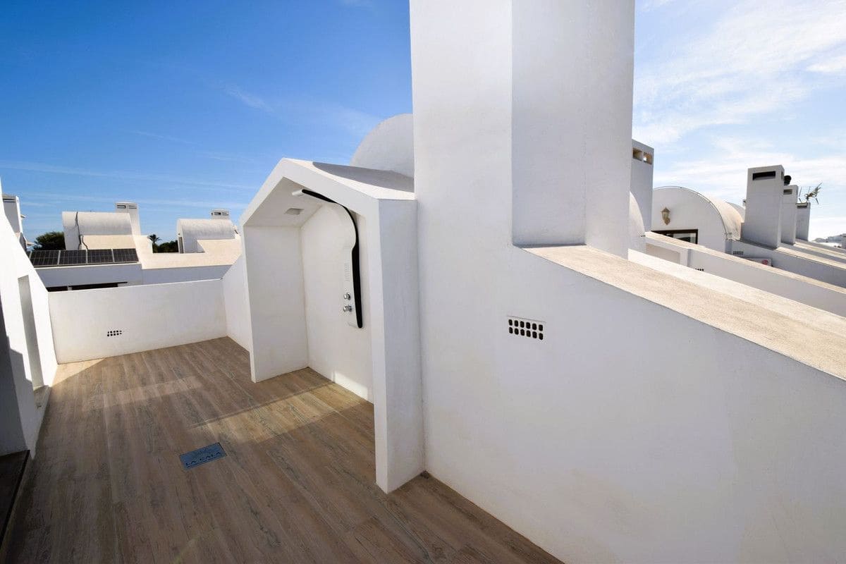 3 soveværelse Byhus til salg i Mijas med swimmingpool garage - € 995.000 (Ref: 9374806)