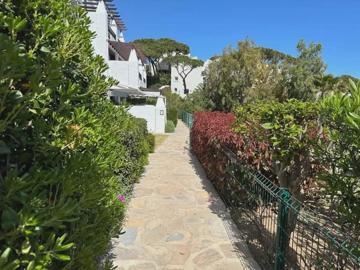4 soverom Strandleiligheter til salgs i Mijas med svømmebasseng garasje - € 380 000 (Ref: 9374807)