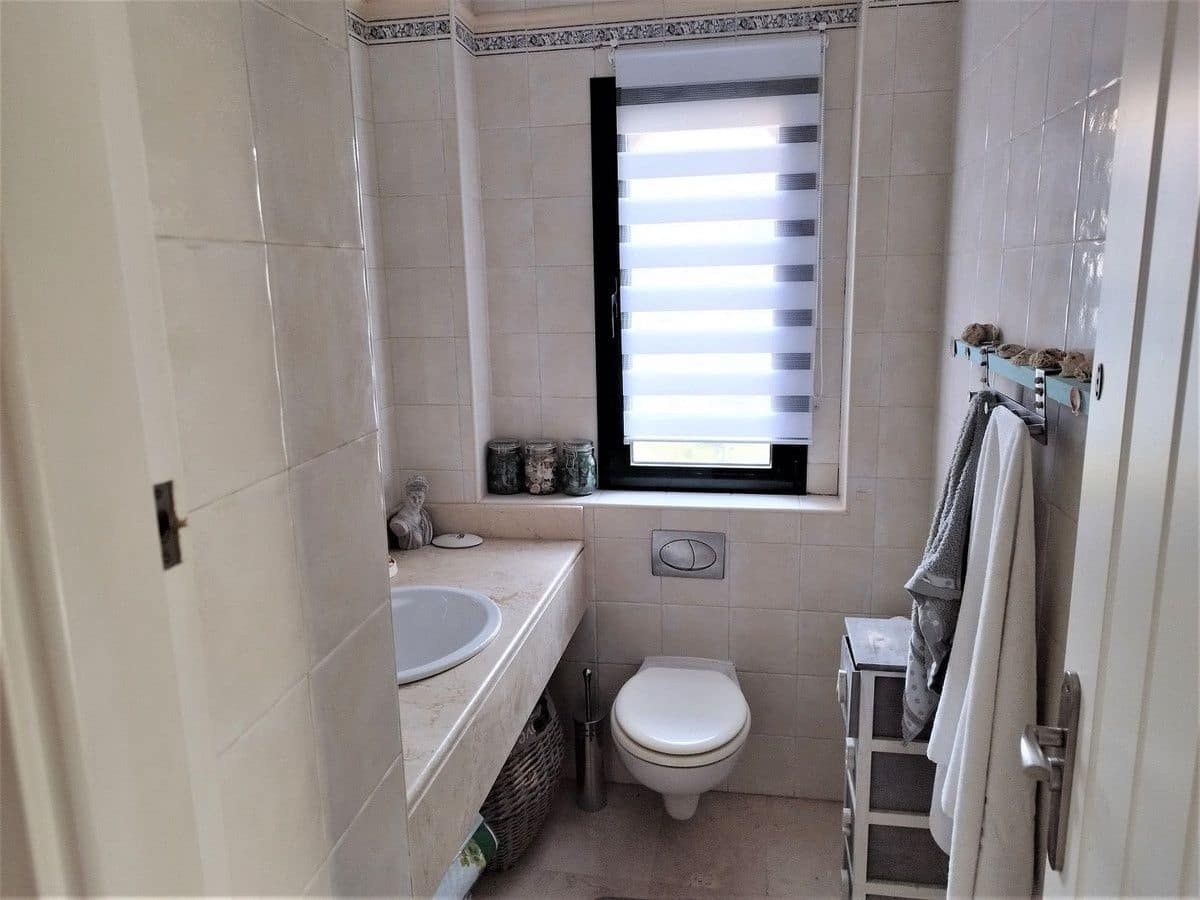 3 sypialnia Penthouse na sprzedaż w Mijas z basenem garażem - 450 000 € (Ref: 9374813)