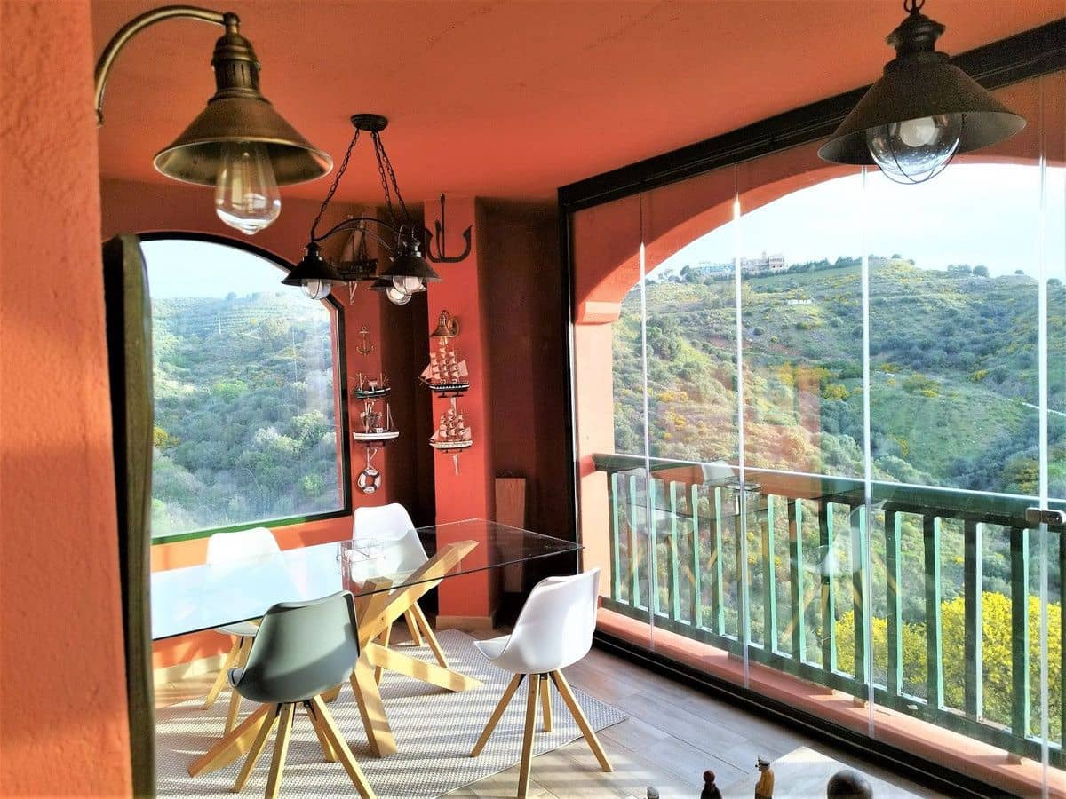 3 sypialnia Penthouse na sprzedaż w Mijas z basenem garażem - 450 000 € (Ref: 9374813)