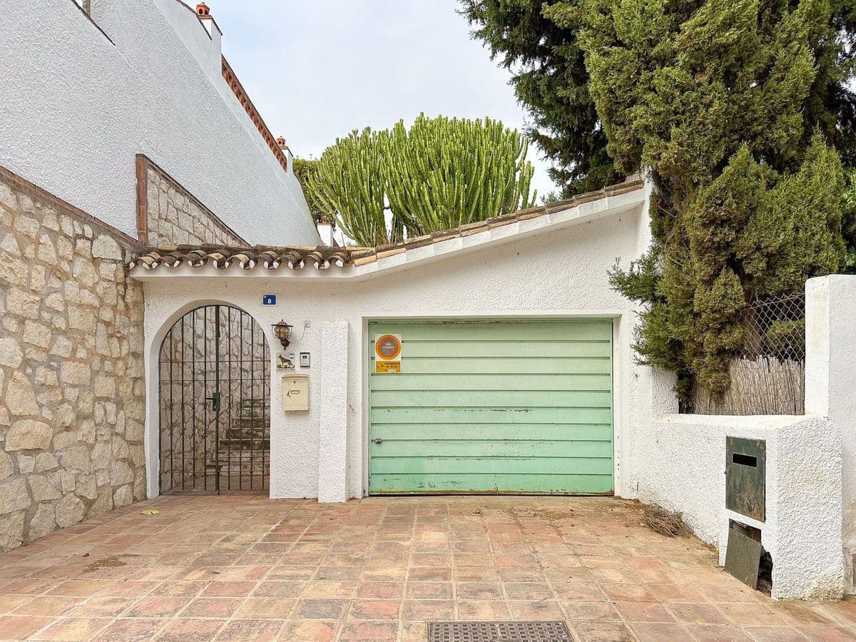 3 soveværelse Villa til salg i Mijas med swimmingpool garage - € 720.000 (Ref: 9374824)