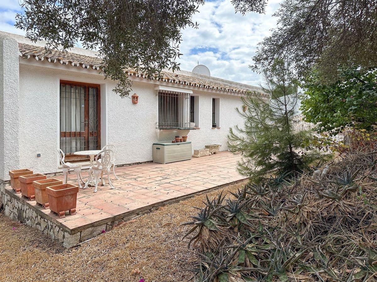 3 soveværelse Villa til salg i Mijas med swimmingpool garage - € 720.000 (Ref: 9374824)
