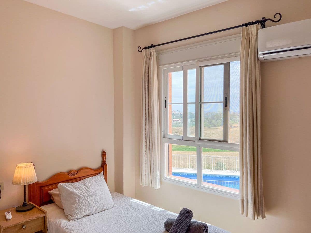 4 sypialnia Willa na sprzedaż w Mijas z basenem garażem - 850 000 € (Ref: 9374826)