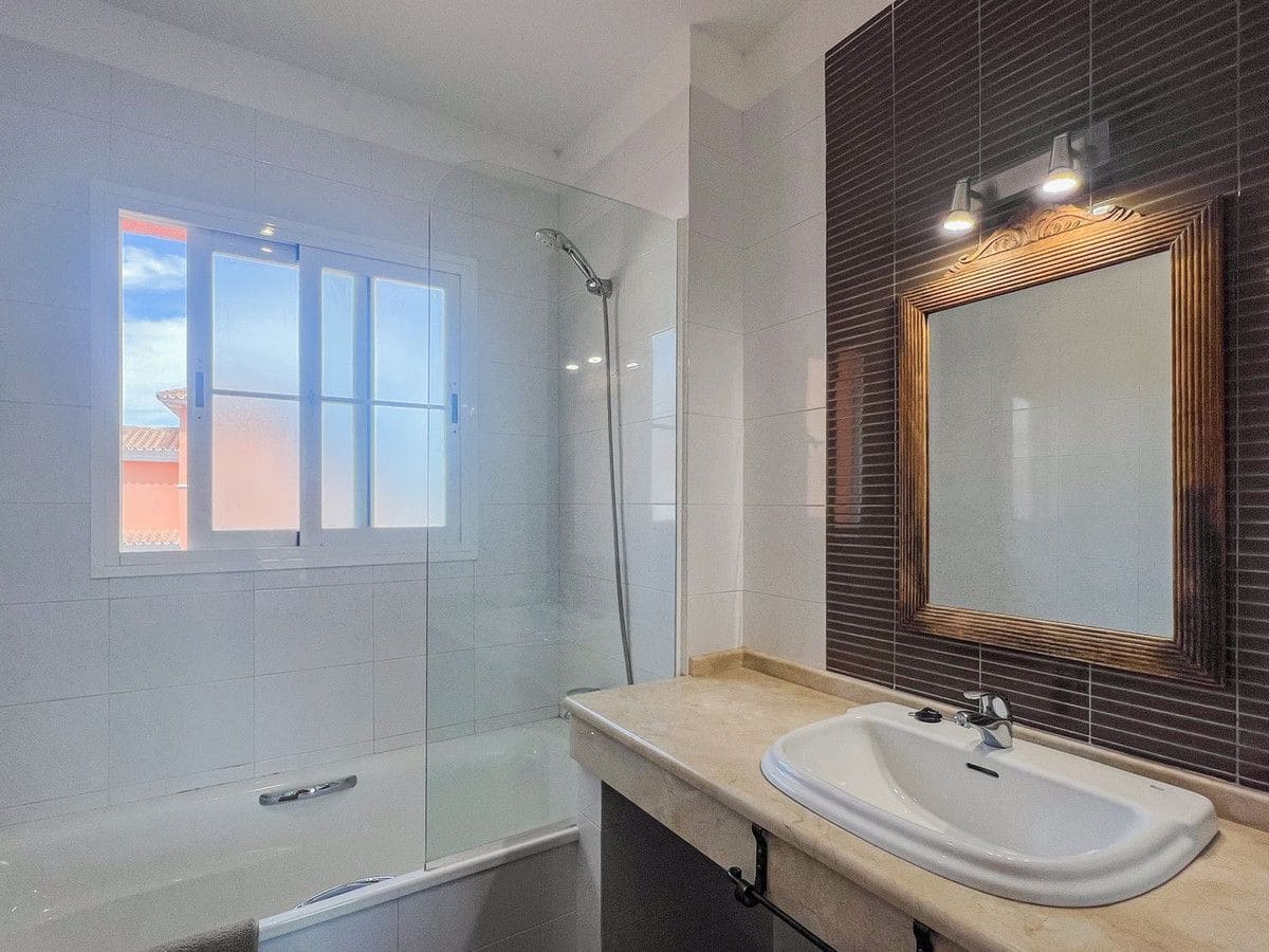 4 sypialnia Willa na sprzedaż w Mijas z basenem garażem - 850 000 € (Ref: 9374826)