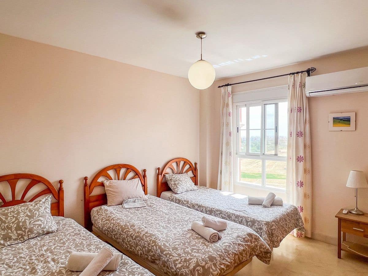 4 sypialnia Willa na sprzedaż w Mijas z basenem garażem - 850 000 € (Ref: 9374826)