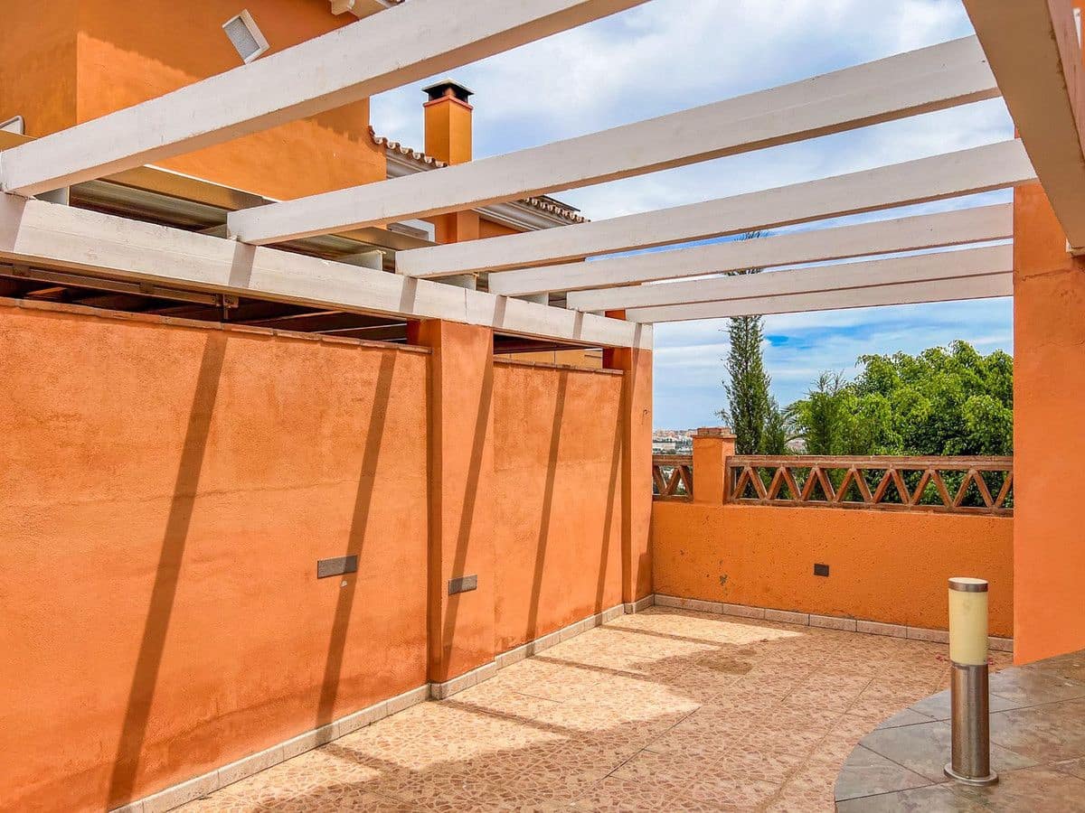 4 sypialnia Willa na sprzedaż w Mijas z basenem garażem - 850 000 € (Ref: 9374826)