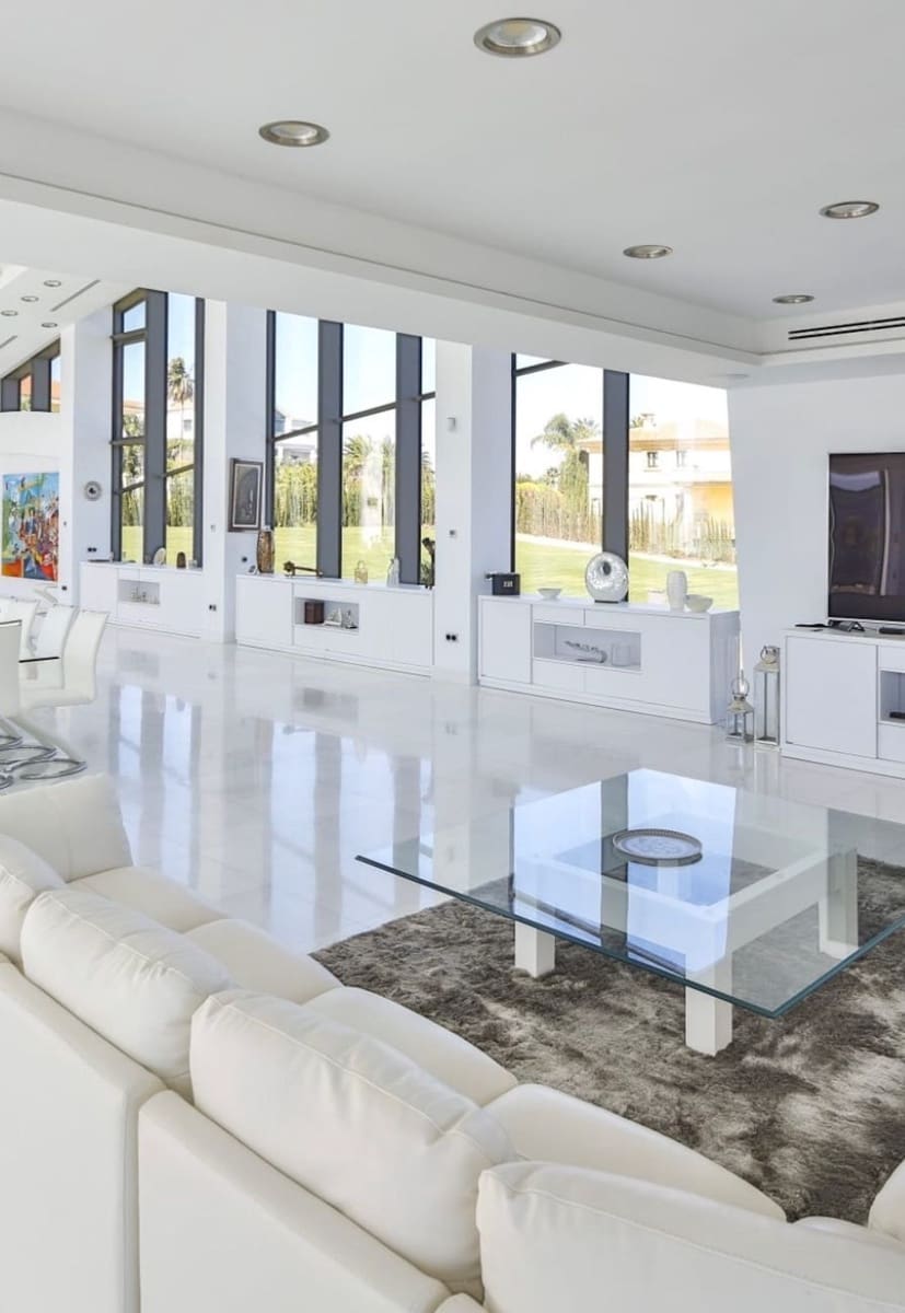 18 sovrum Finca/Hus på landet till salu i Sotogrande med pool garage - 18 000 000 € (Ref: 9400251)