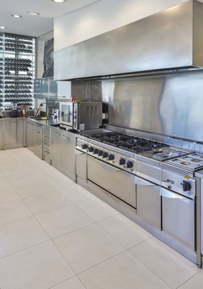 18 sovrum Finca/Hus på landet till salu i Sotogrande med pool garage - 18 000 000 € (Ref: 9400251)