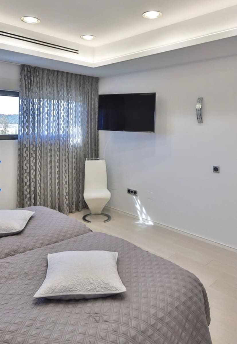 18 sovrum Finca/Hus på landet till salu i Sotogrande med pool garage - 18 000 000 € (Ref: 9400251)