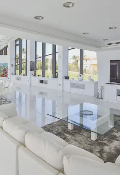 Finca/Casa Rural de 18 habitaciones en Sotogrande en venta con piscina garaje - 18.000.000 € (Ref: 9400251)