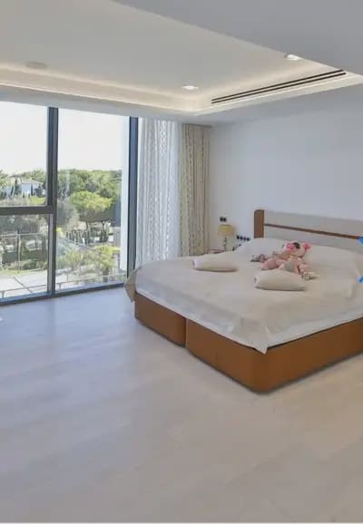 Finca/Casa Rural de 18 habitaciones en Sotogrande en venta con piscina garaje - 18.000.000 € (Ref: 9400251)