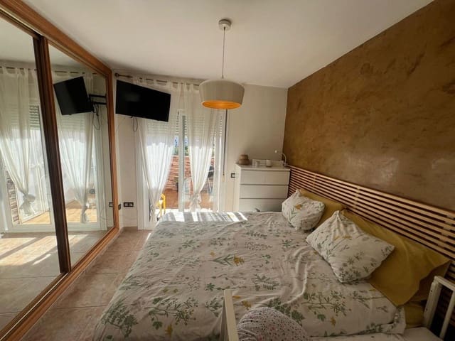 Apartamento de 2 habitaciones en Centro ciudad, Fuengirola en venta - 310.000 € (Ref: 9400253)