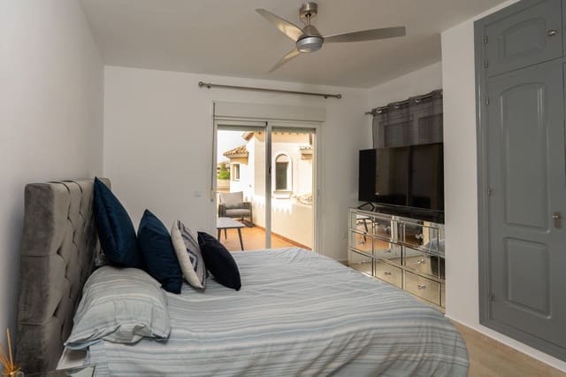 4 sypialnia Willa na sprzedaż w Arroyo de la Miel, Benalmádena z basenem garażem - 975 000 € (Ref: 9400254)