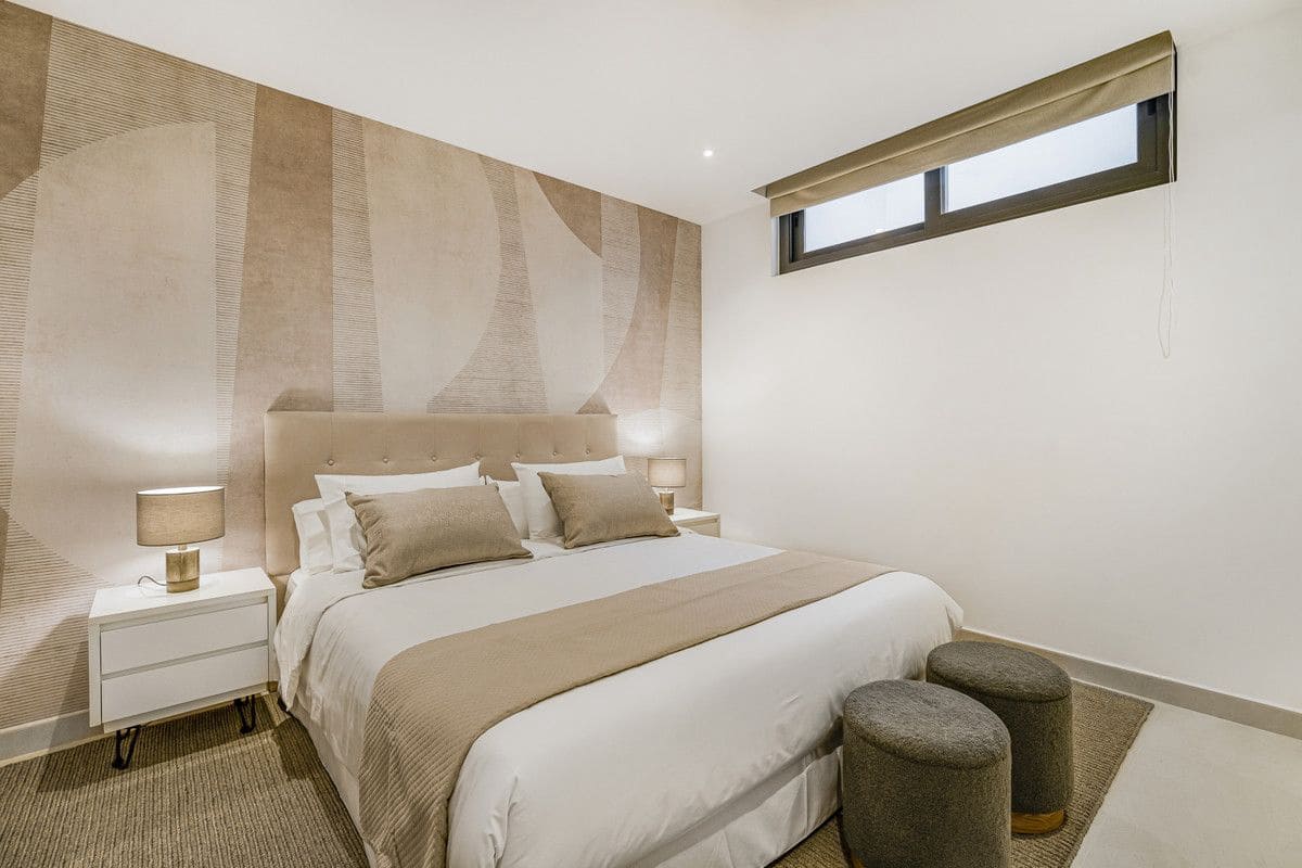 6 soverom Villa til salgs i Marbella med svømmebasseng garasje - € 5 900 000 (Ref: 9401735)