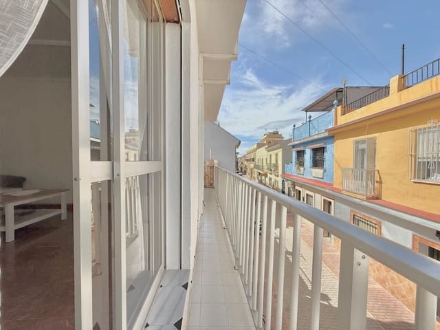 3 sypialnia Dom na sprzedaż w Los Pacos, Fuengirola - 379 000 € (Ref: 9405953)
