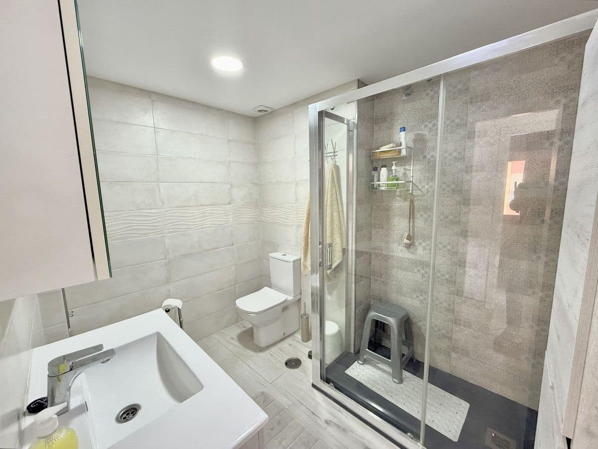 3 makuuhuone Kattohuoneisto myytävänä paikassa Fuengirola - 410 000 € (Ref: 9405954)