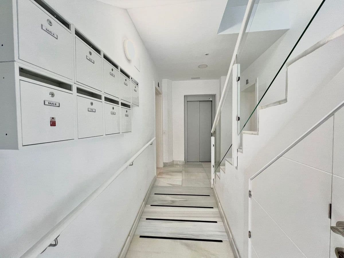 2 soveværelse Lejlighed til salg i Fuengirola - € 285.000 (Ref: 9405955)