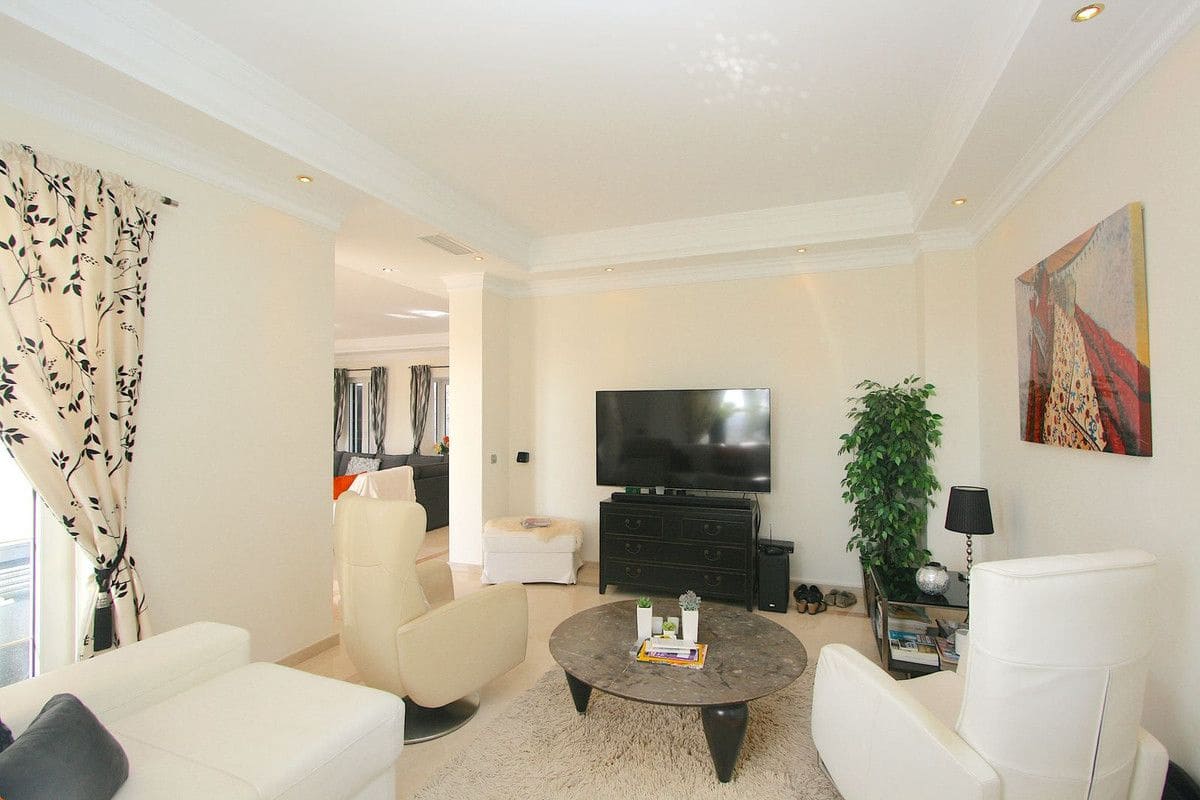 5 soveværelse Villa til salg i Mijas med swimmingpool garage - € 1.850.000 (Ref: 9405961)