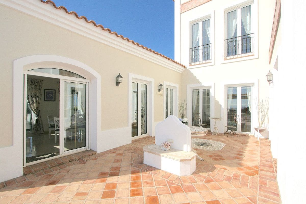 5 soveværelse Villa til salg i Mijas med swimmingpool garage - € 1.850.000 (Ref: 9405961)