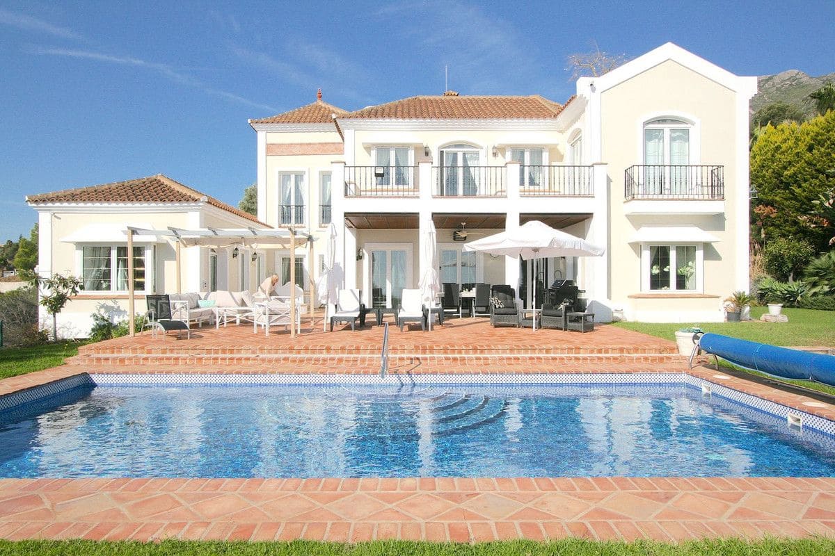 5 soveværelse Villa til salg i Mijas med swimmingpool garage - € 1.850.000 (Ref: 9405961)