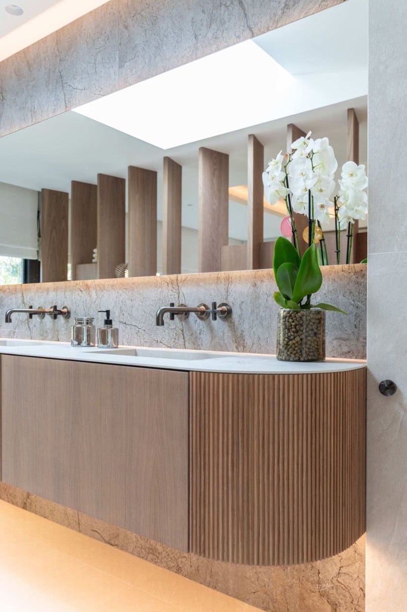 5 soverom Villa til salgs i Marbella med svømmebasseng garasje - € 5 875 000 (Ref: 9405963)