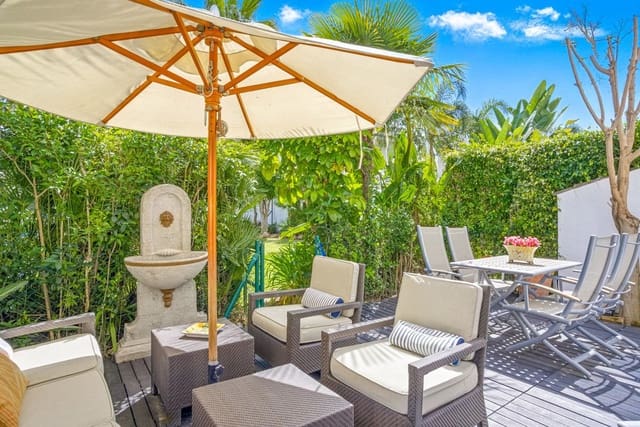 3 soverom Rekkehus til salgs i Nueva Andalucía Centro, Marbella med svømmebasseng garasje - € 730 000 (Ref: 9405966)