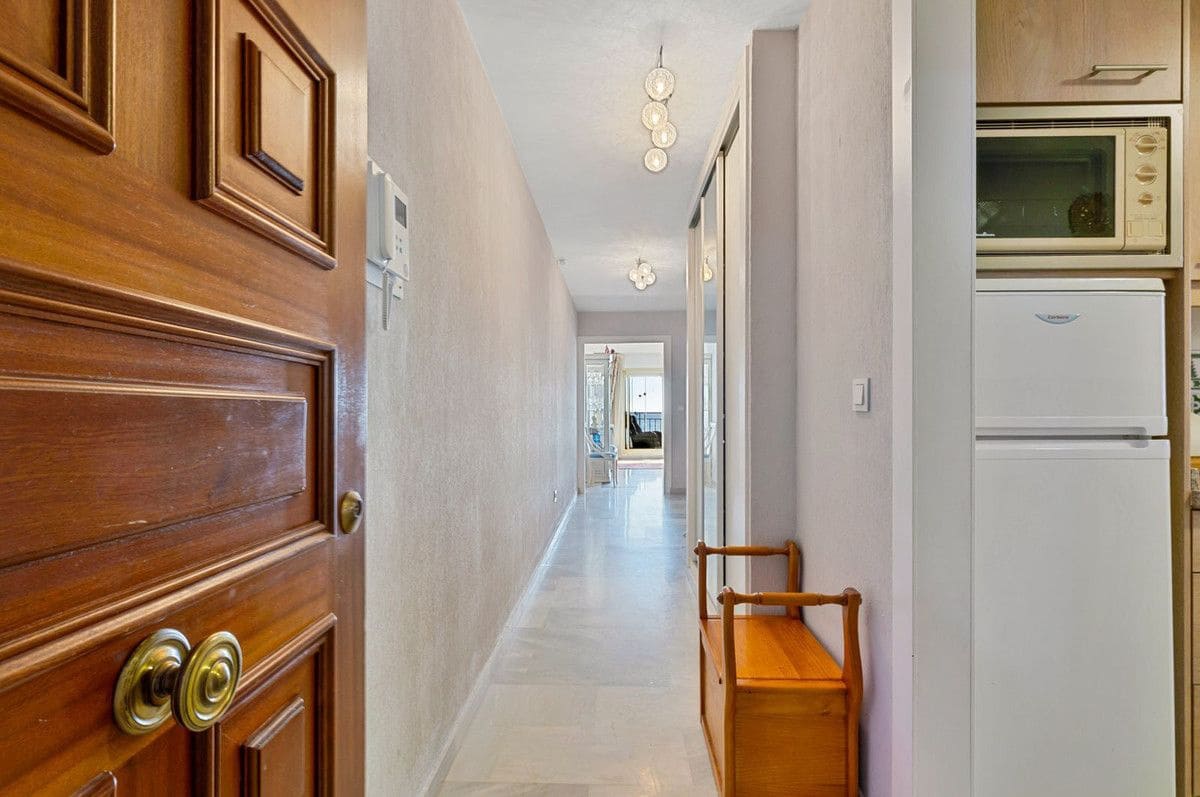 3 sypialnia Apartament przy plaży na sprzedaż w Fuengirola - 695 000 € (Ref: 9405971)