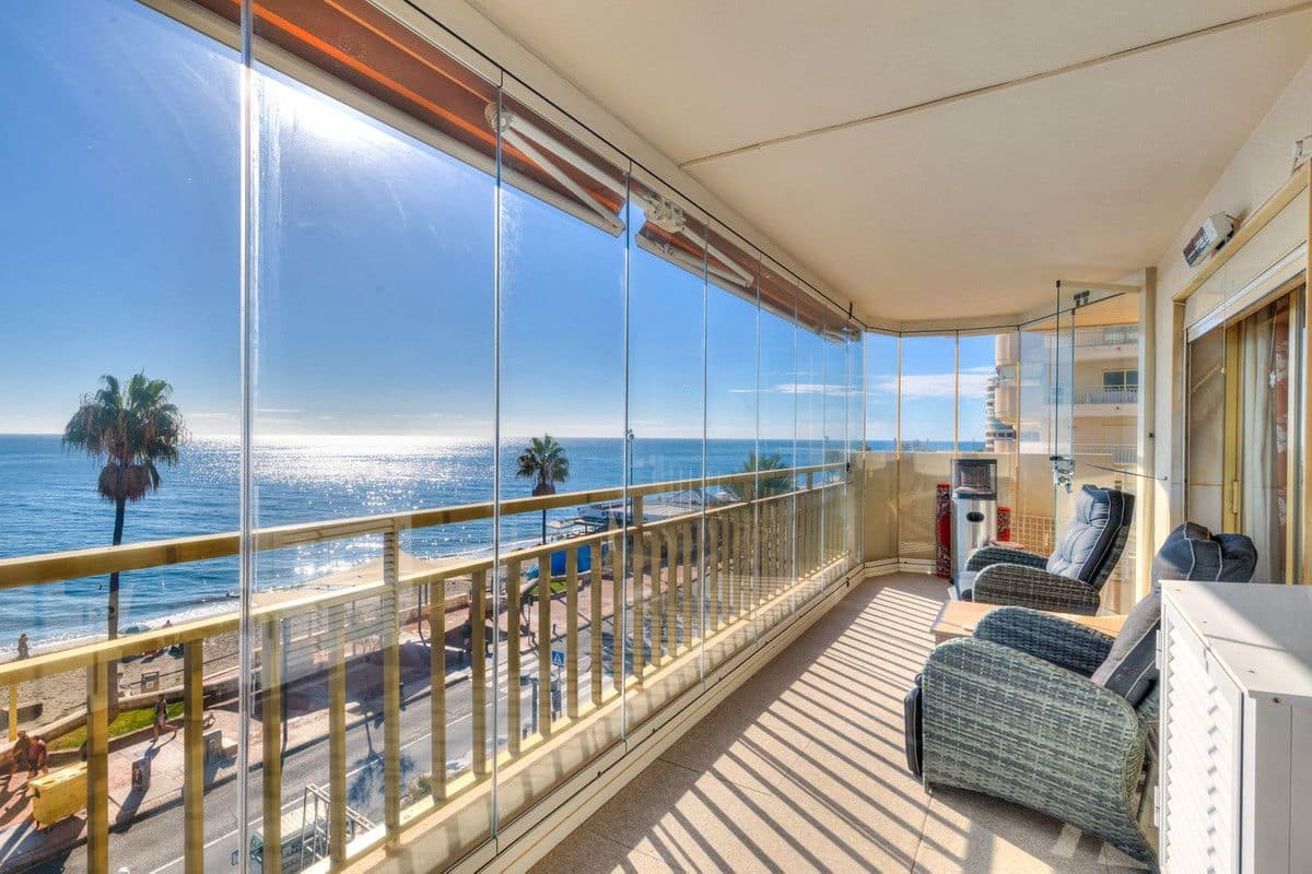 3 sypialnia Apartament przy plaży na sprzedaż w Fuengirola - 695 000 € (Ref: 9405971)