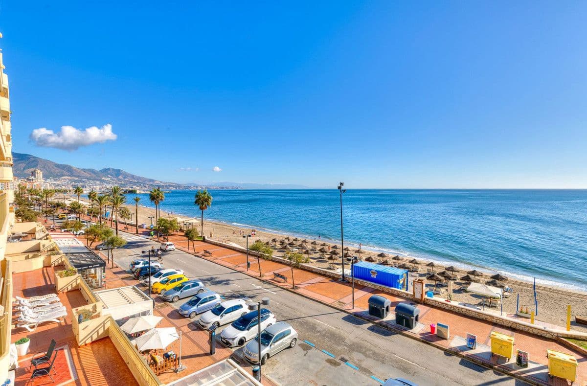 3 sypialnia Apartament przy plaży na sprzedaż w Fuengirola - 695 000 € (Ref: 9405971)