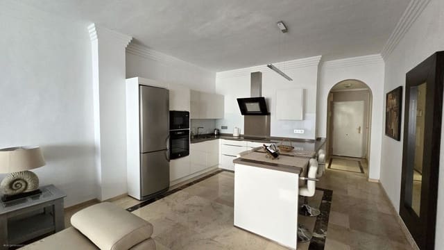 3 sypialnia Apartament na sprzedaż w Aloha Golf, Marbella z basenem garażem - 499 999 € (Ref: 9405972)