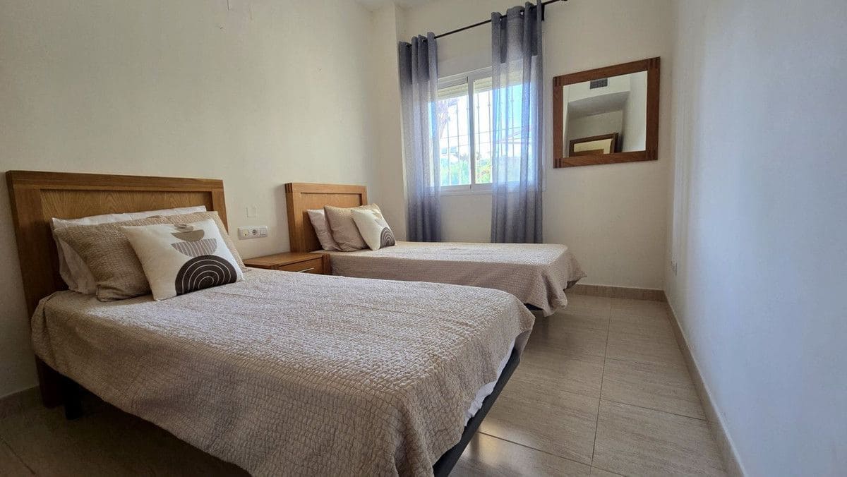 3 makuuhuone Huoneisto myytävänä paikassa Mijas mukana uima-altaan - 327 500 € (Ref: 9405974)